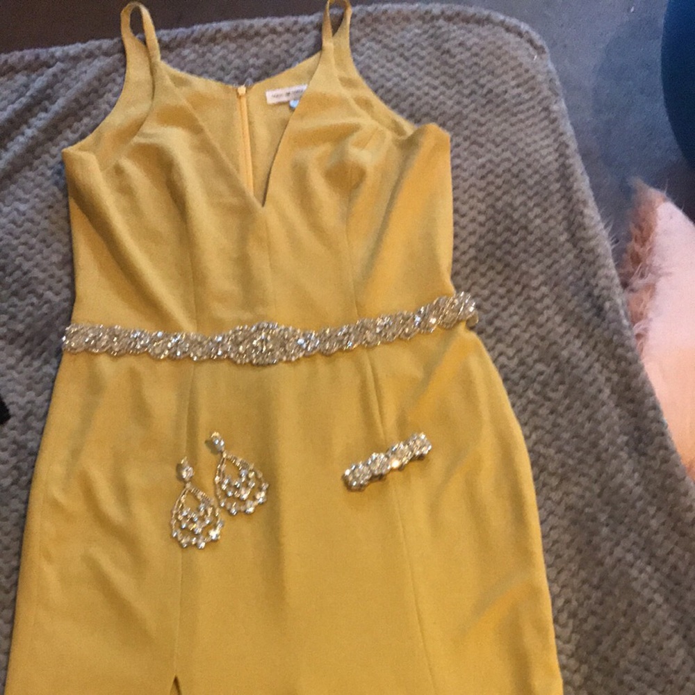 Lord & Taylor/mustard/sunflower gown
